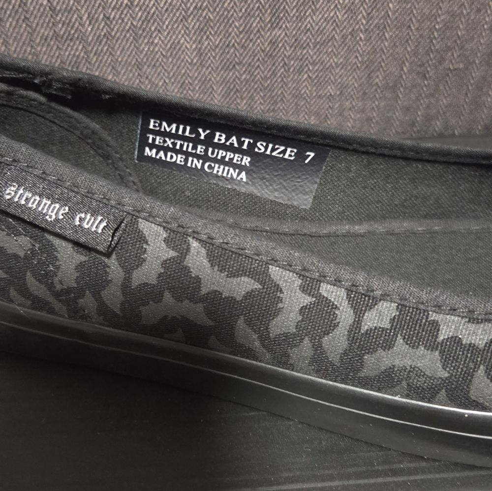 Strangecvlt Emily Bat Blackout Size 7 NIB - Picture 5 of 9